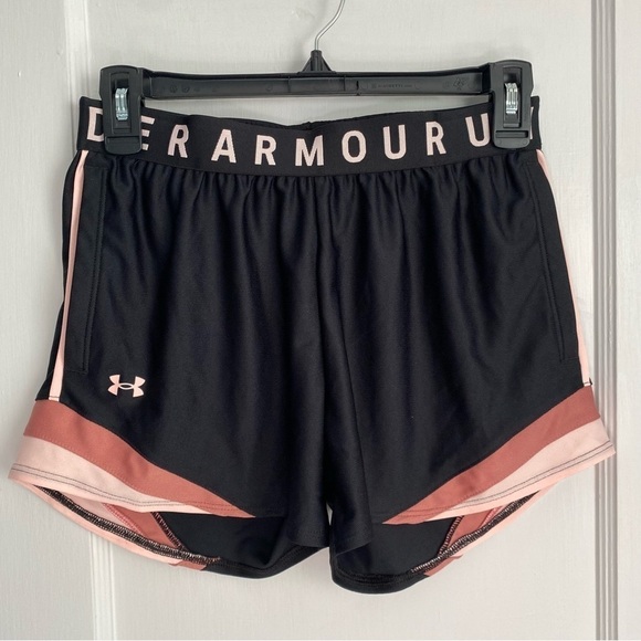 NWT- Women's Under Armour Play 
Tri-Color Shorts Size: XS - Picture 1 of 5
